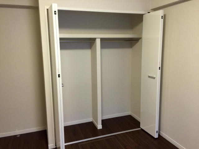 ライオンズガーデン荻窪大田黒公園　洋室約6.2帖収納