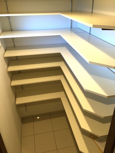 パールハイツ桜上水　シューズインクローゼット