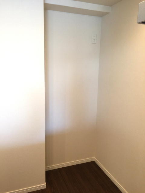 ライオンズガーデン荻窪大田黒公園　冷蔵庫置場