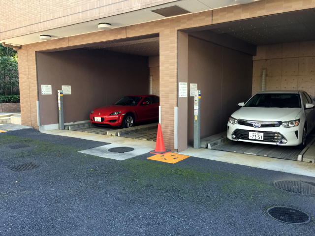 ライオンズガーデン荻窪大田　駐車場