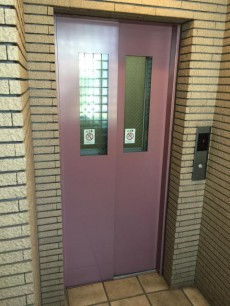 モア・クレスト荻窪　エレベーター