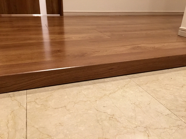 ストーク目白ウェステリア　玄関