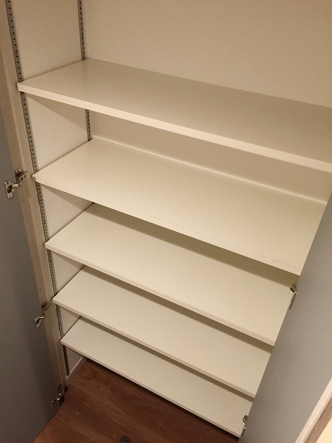 ストーク目白ウェステリア　廊下収納