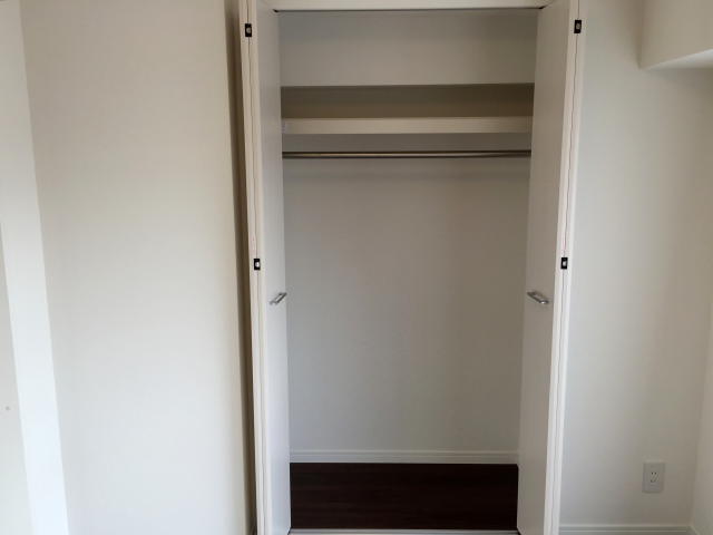 メイツ東中野　洋室約5帖収納