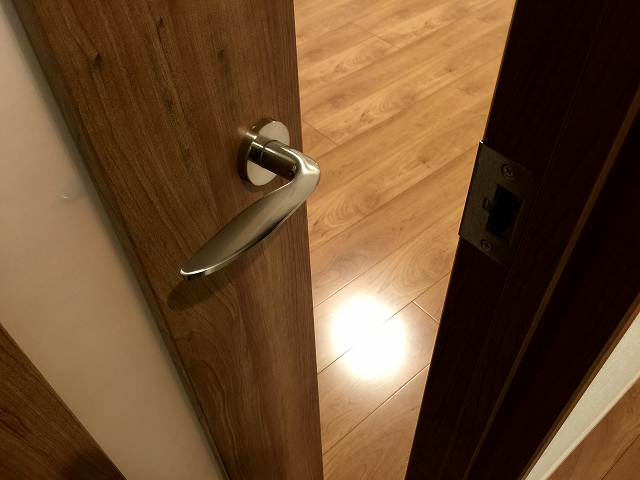 ストーク目白ウェステリア　リビングダイニングキッチンへ