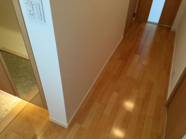 サンコート千歳台　廊下