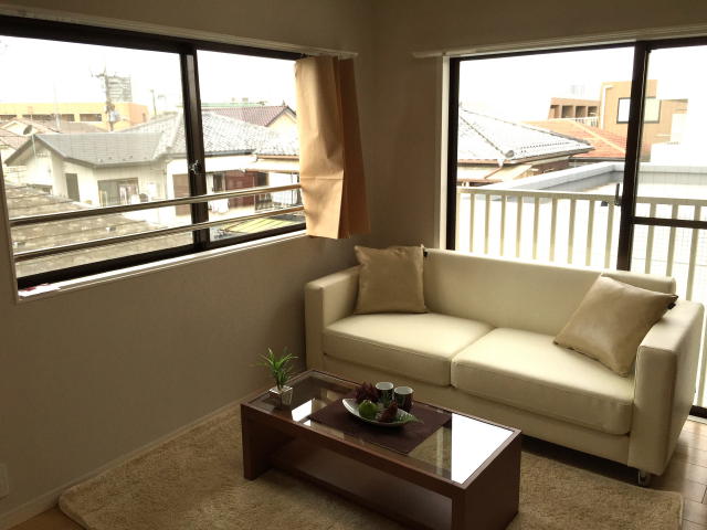 サンコート千歳台　リビングダイニング