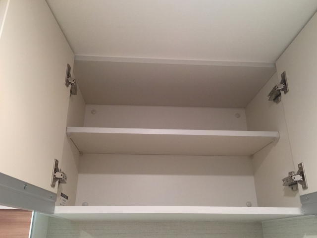 第２桜新町ヒミコマンション　洗濯機置場収納