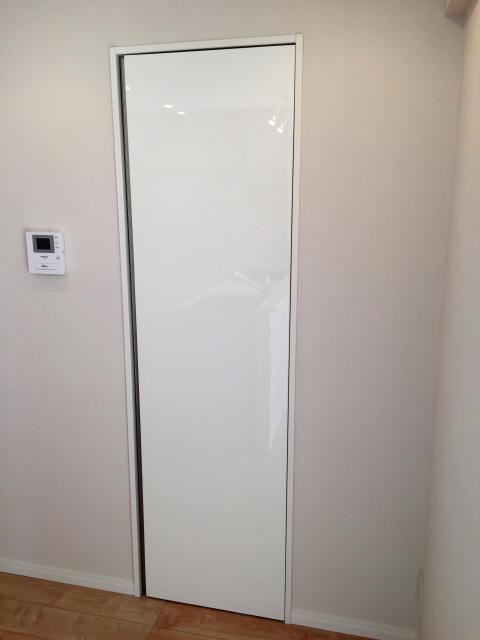 第２桜新町ヒミコマンション　リビングダイニングキッチン収納