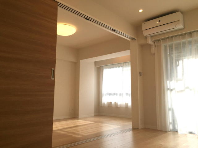 第２桜新町ヒミコマンション　リビングダイニングキッチン