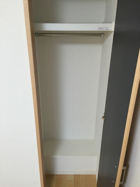 モア・クレスト荻窪　洋室約4.5帖収納