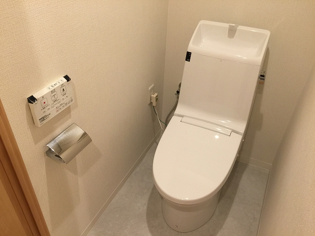 モア・クレスト荻窪　トイレ
