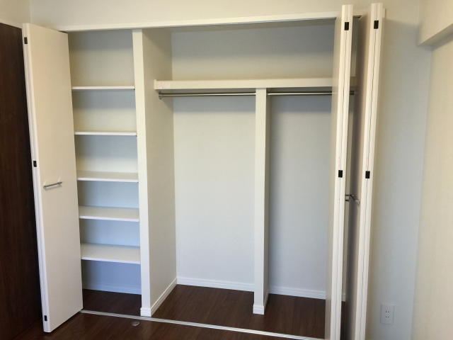 野沢ビューグリーン　洋室約5帖収納