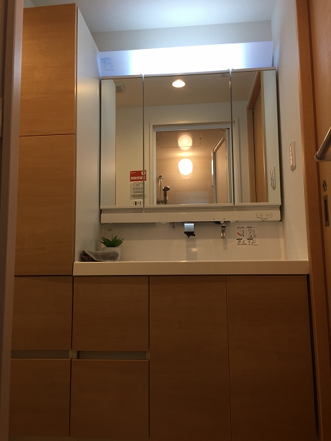 モア・クレスト荻窪　洗面台