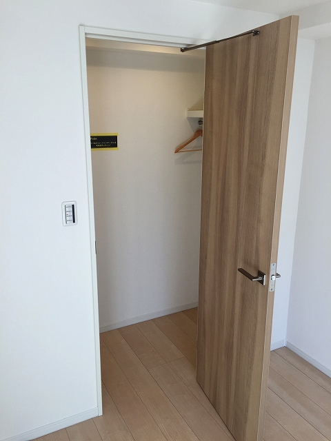 コスモ二子玉川　洋室約6帖収納