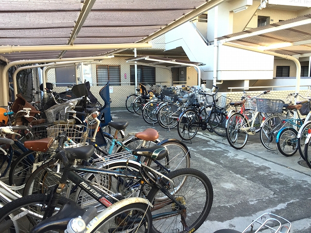 コスモ二子玉川　駐輪場