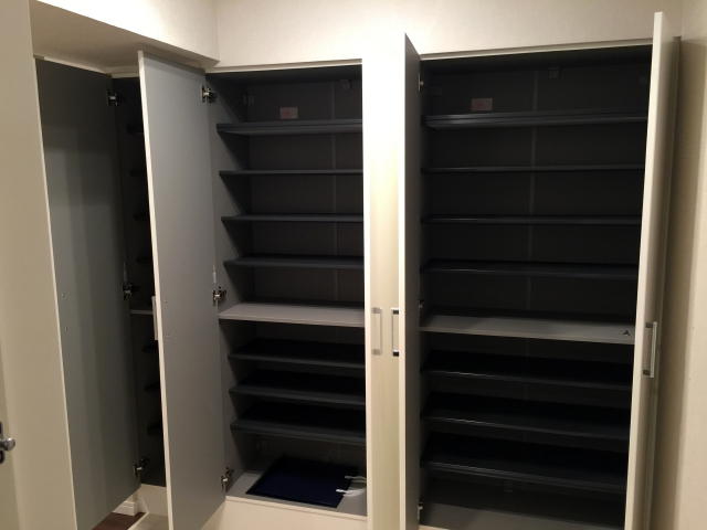 パレ駒場　シューズボックス