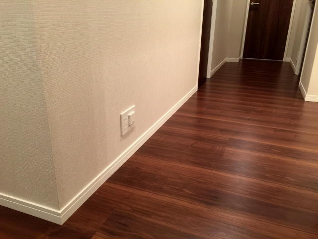 パレ駒場　廊下