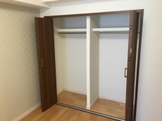 池ノ上グロリアハイツ　洋室約5.6帖収納