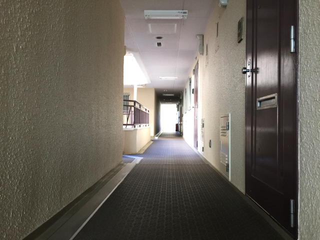 池ノ上グロリアハイツ　廊下