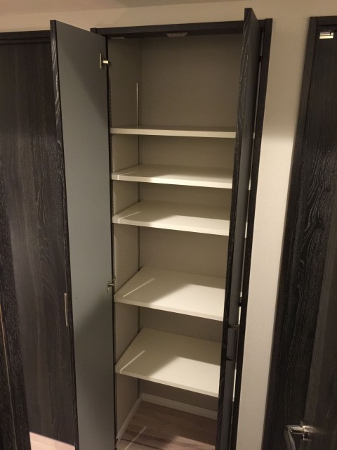 Ｇフラット　廊下収納