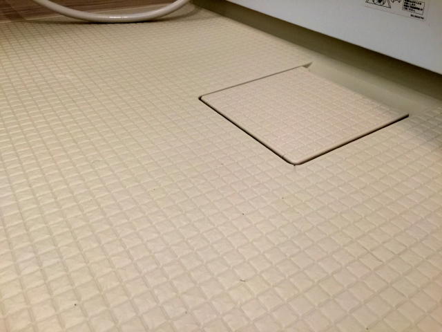 大京町サンハイツ　バスルーム床