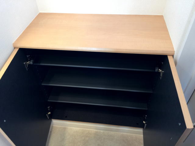 プリミエール下落合２号館　シューズボックス