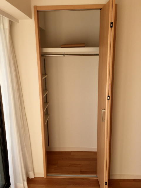 プリミエール下落合２号館　洋室約5.8帖収納