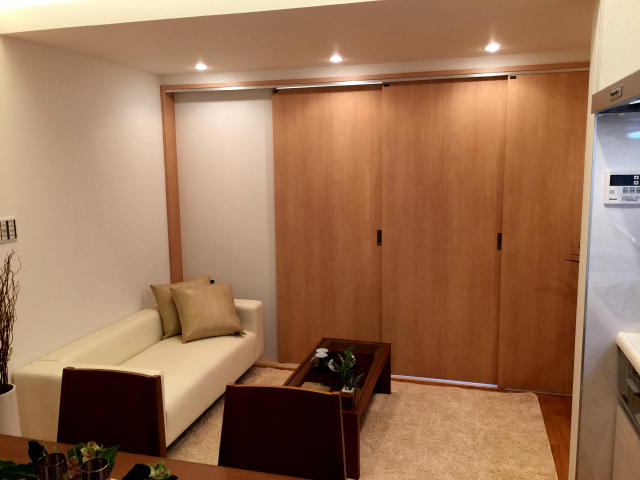 プリミエール下落合２号館　リビングダイニングキッチン