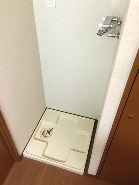 アルシオン芝浦　洗濯機置場