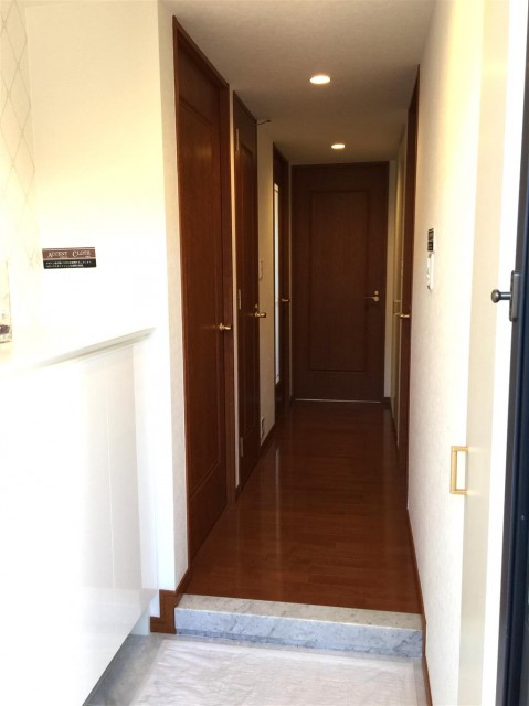 クリオ八幡山壱番館　玄関