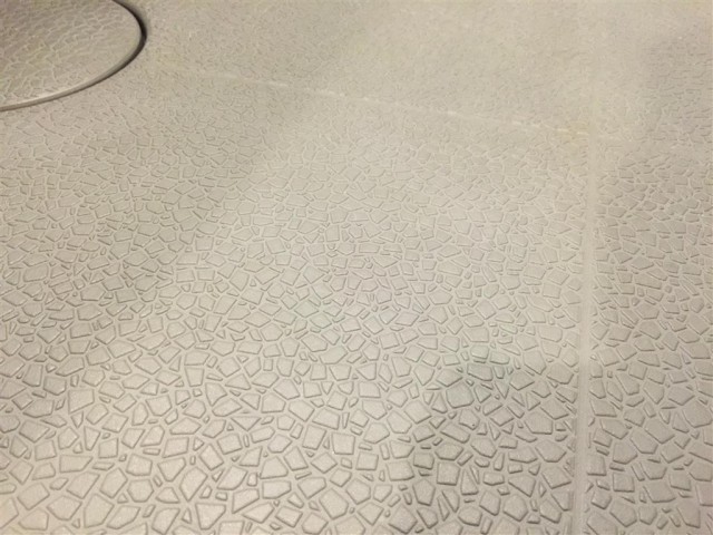 クリオ八幡山壱番館　バスルーム床