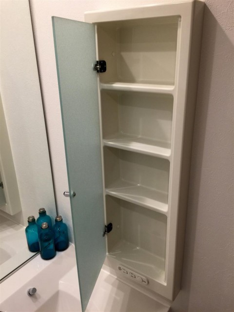 クリオ八幡山壱番館　洗面台収納