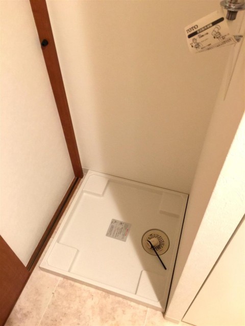 クリオ八幡山壱番館　洗濯機置場