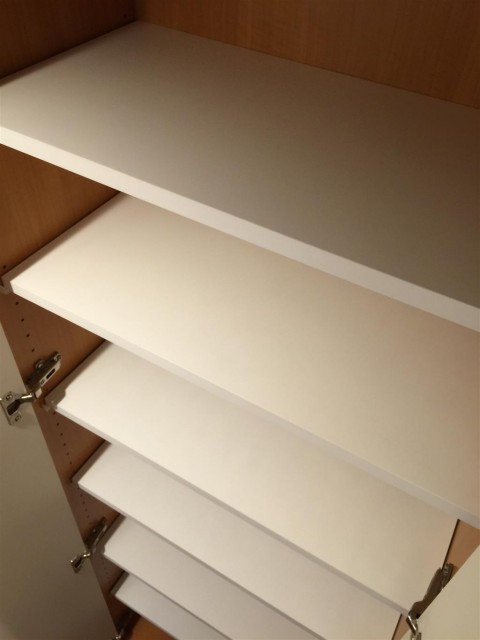 クリオ八幡山壱番館　廊下収納