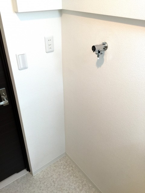 パレス三條　洗濯機置場