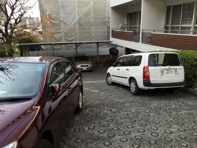 パレス三條　エントランス