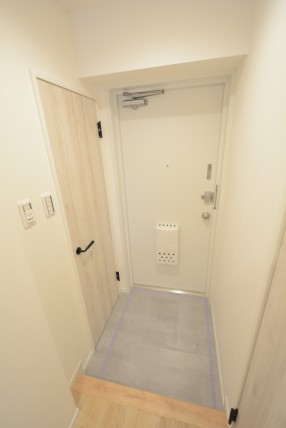 松濤ハウス 玄関