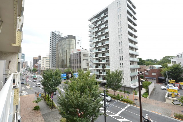 松濤ハウス バルコニー