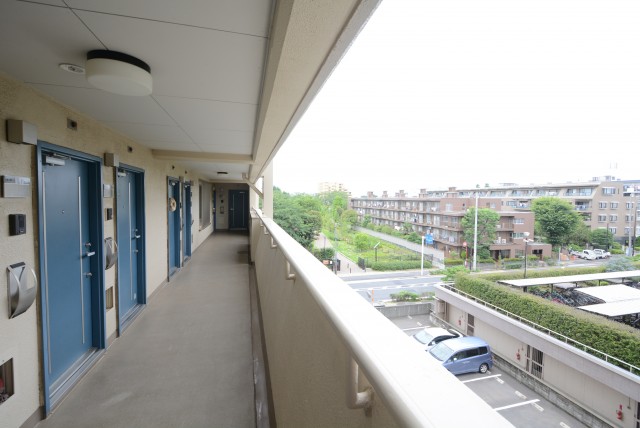 馬事公苑前ハイム1号棟 (1)玄関