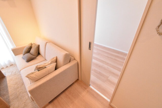 ジェイパーク渋谷神泉 洋室2