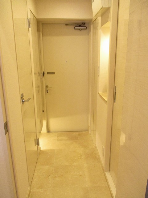 幡ヶ谷ハウス 玄関