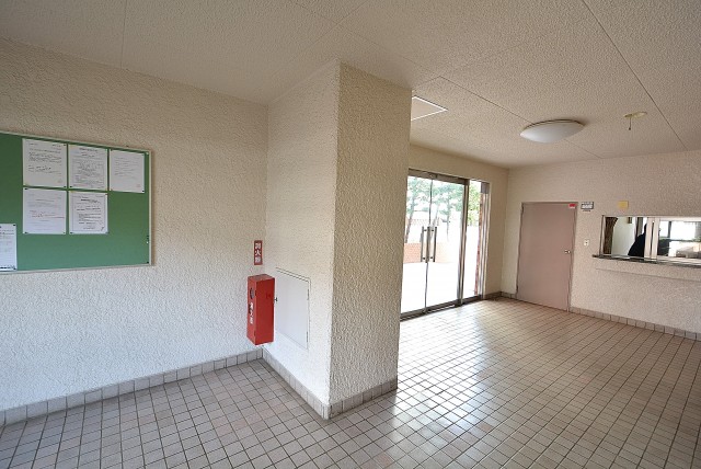 シャルム成城 エントランス