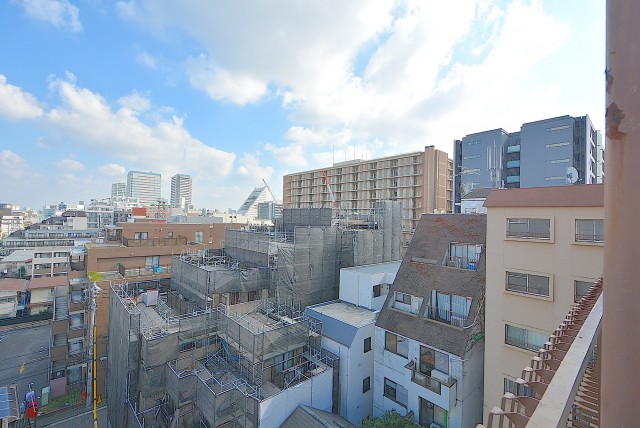 中野ハイネスコーポ バルコニー