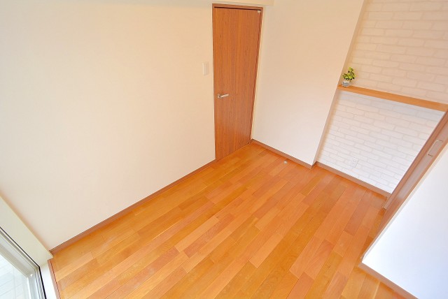 パレス三條 洋室2