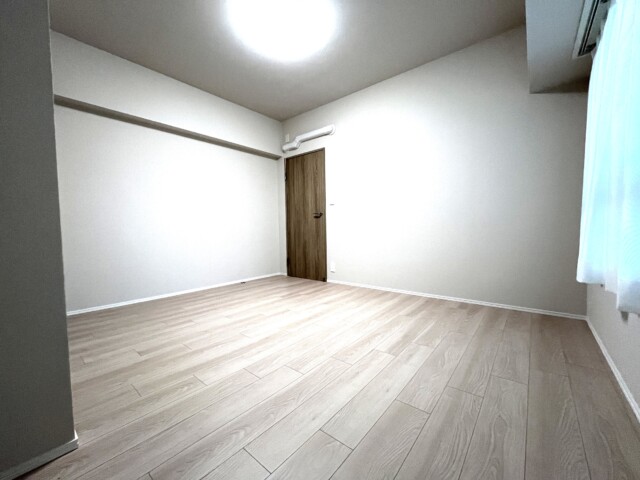 本郷壱岐坂ハイツ 洋室2