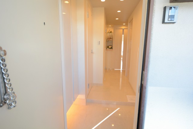 カーサ第二蒲田 玄関