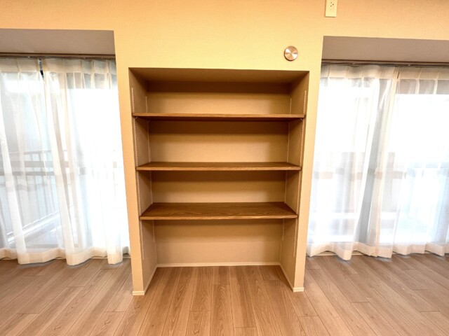 本郷壱岐坂ハイツ LDK