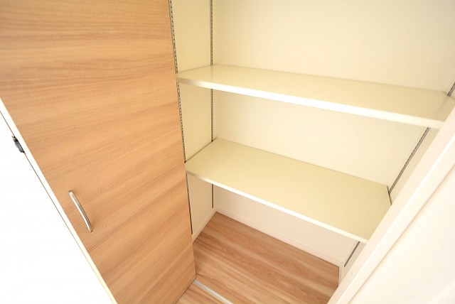 シャルム成城 洋室1