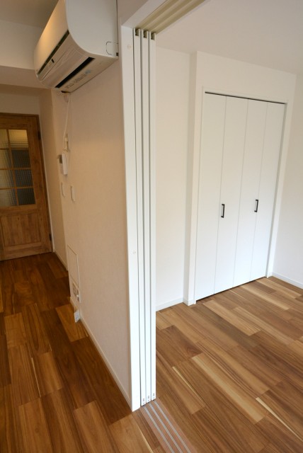 クレール三田 洋室